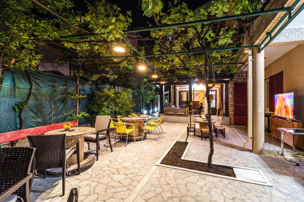 Hostel Budva Exterior foto